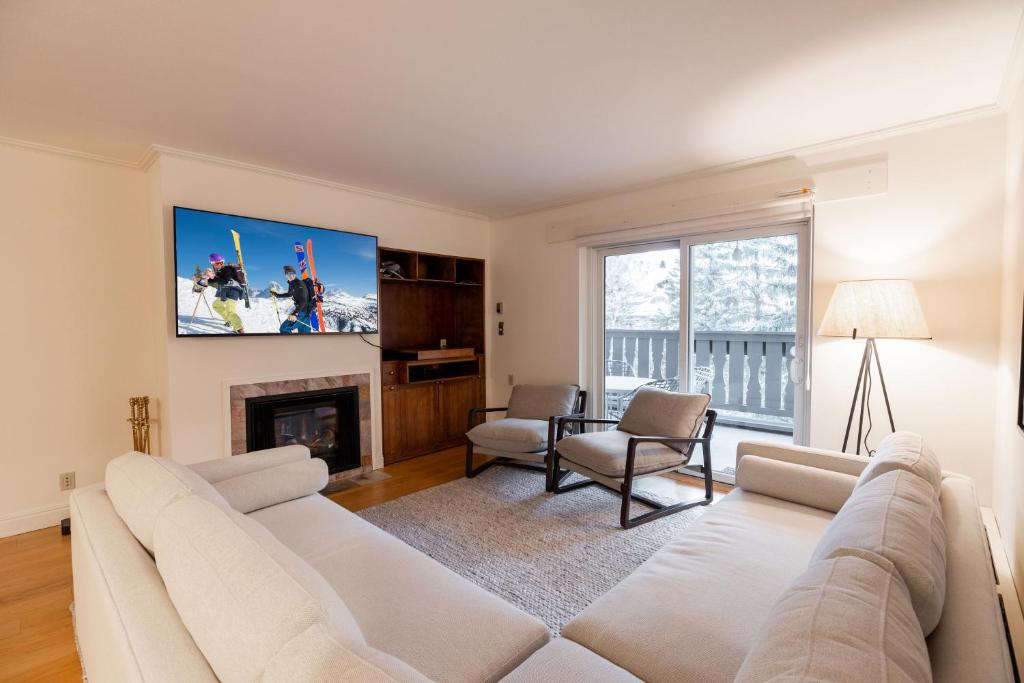 9 Vail Road Vail Village 1 to 4 Bedrooms by Vail Realty photo 2