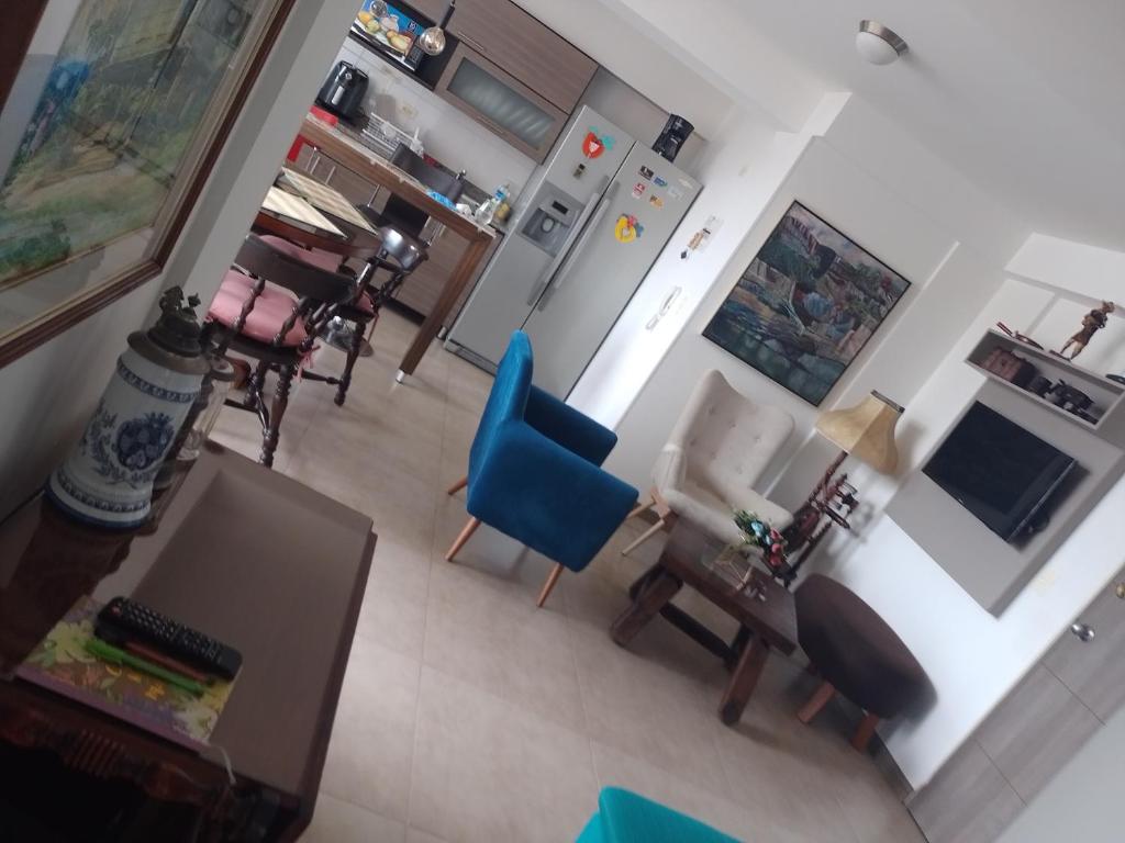 Espectacular apartamento via Cerritos 8 personas photo 3