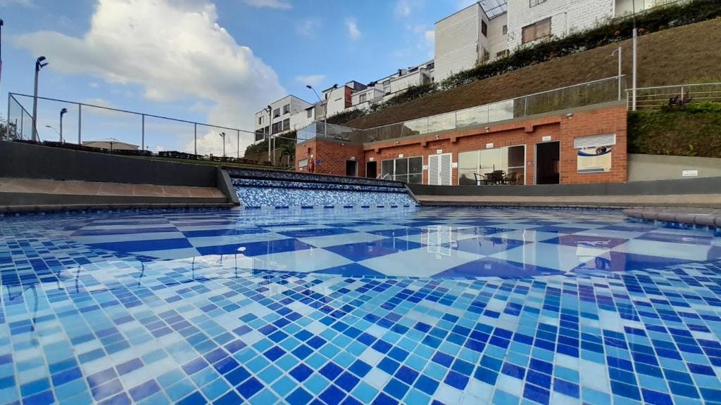 Espectacular apartamento via Cerritos 8 personas photo 1