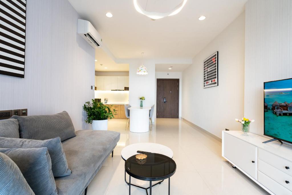 MIN' Apartment - Saigon Royal Residence Upscale Apartment near D1 Free Pool - Gym