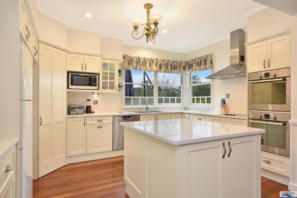Victoria House Leura photo 1