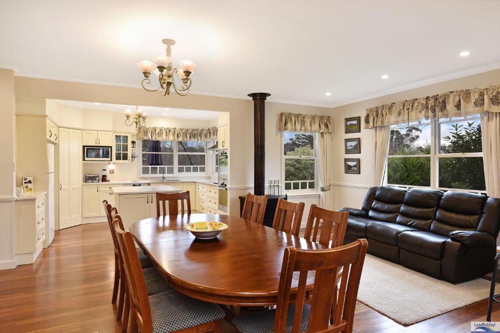 Victoria House Leura photo 3