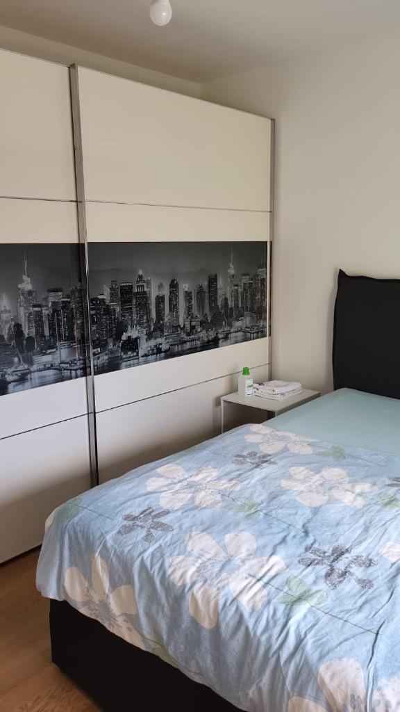 3 Zimmer Wohnung mit 2 Schlafzimmer Wohnzimmer Küche in Neu Ulm photo 2