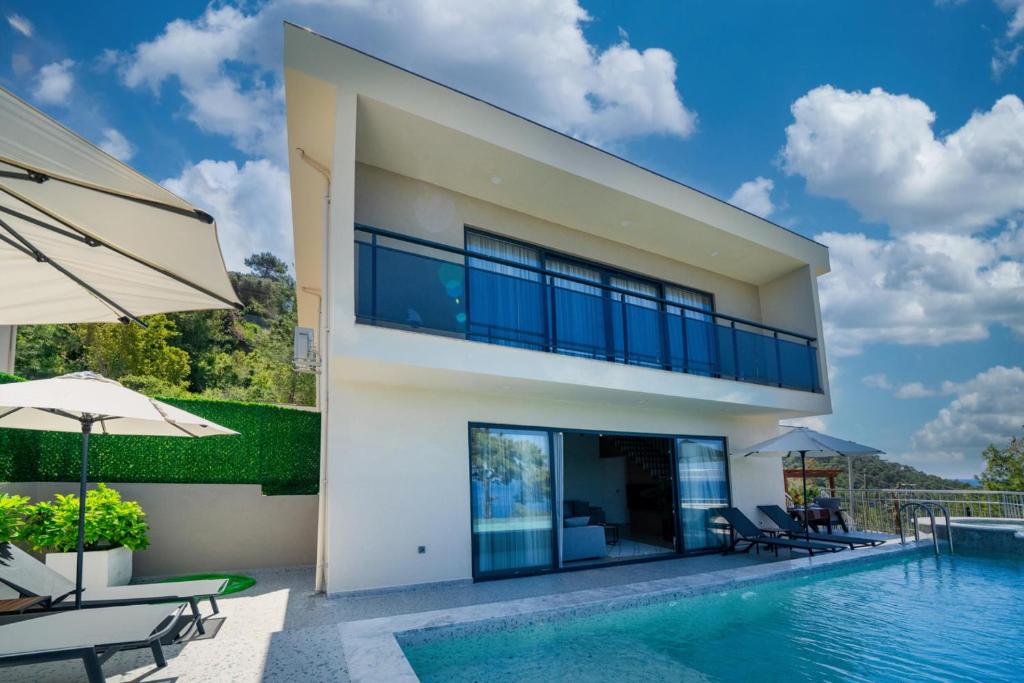Villa Bianca with Sea View photo 2