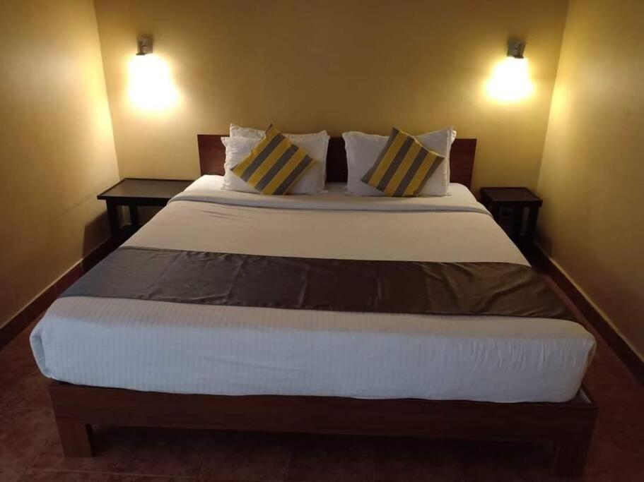 River front 4 BR Private foodie villa munnar photo 1