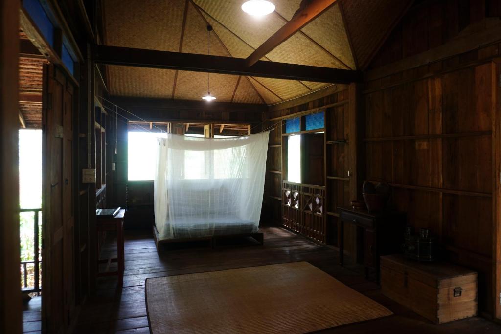 Traditional Lanna house near hot spring photo 2