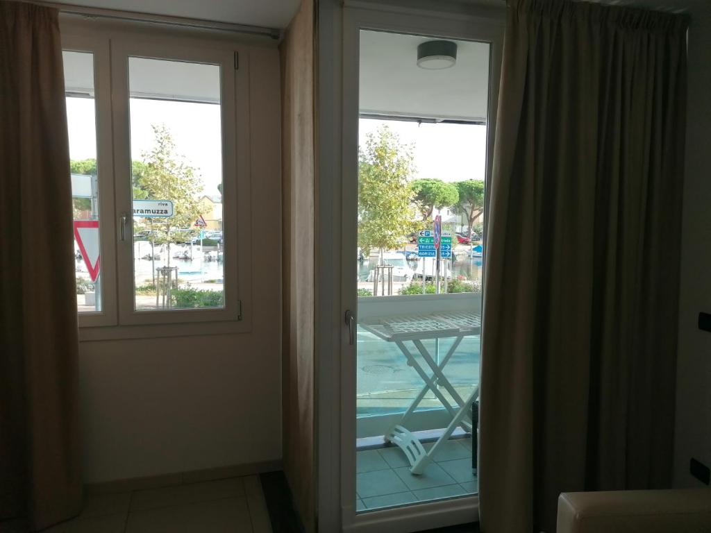 Residence Aprilia photo 4