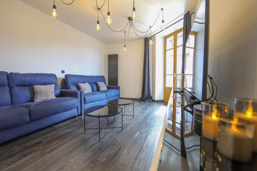 2 bd apartment with sauna in the center of Annecy photo 3