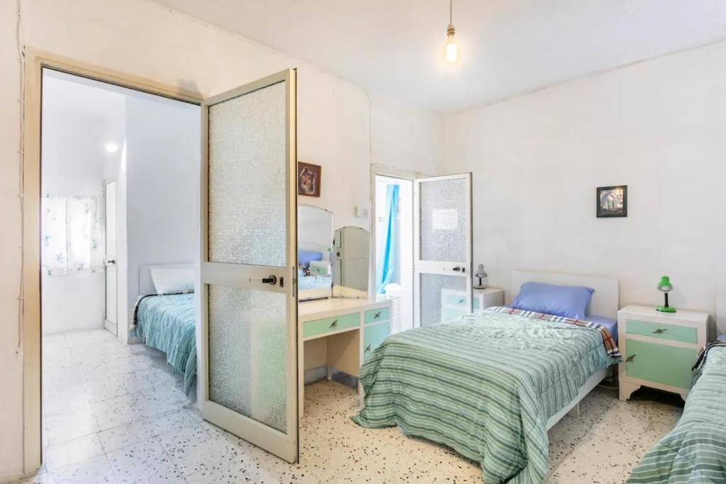 Town House - Private Rooms - Near Sea photo 2