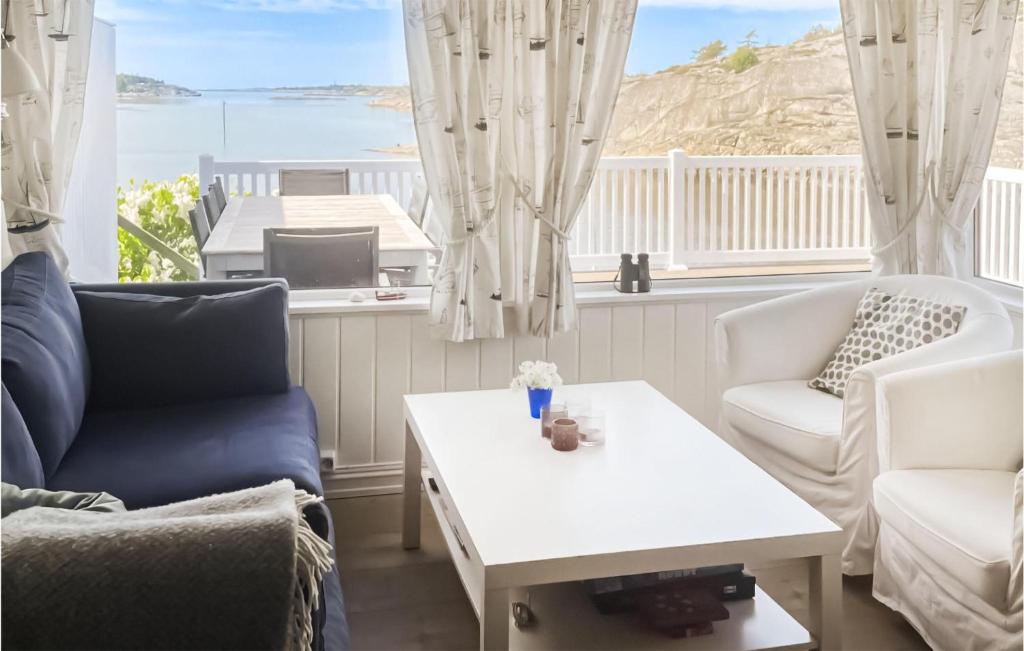 Awesome Home In Skjrhalden With 4 Bedrooms photo 1