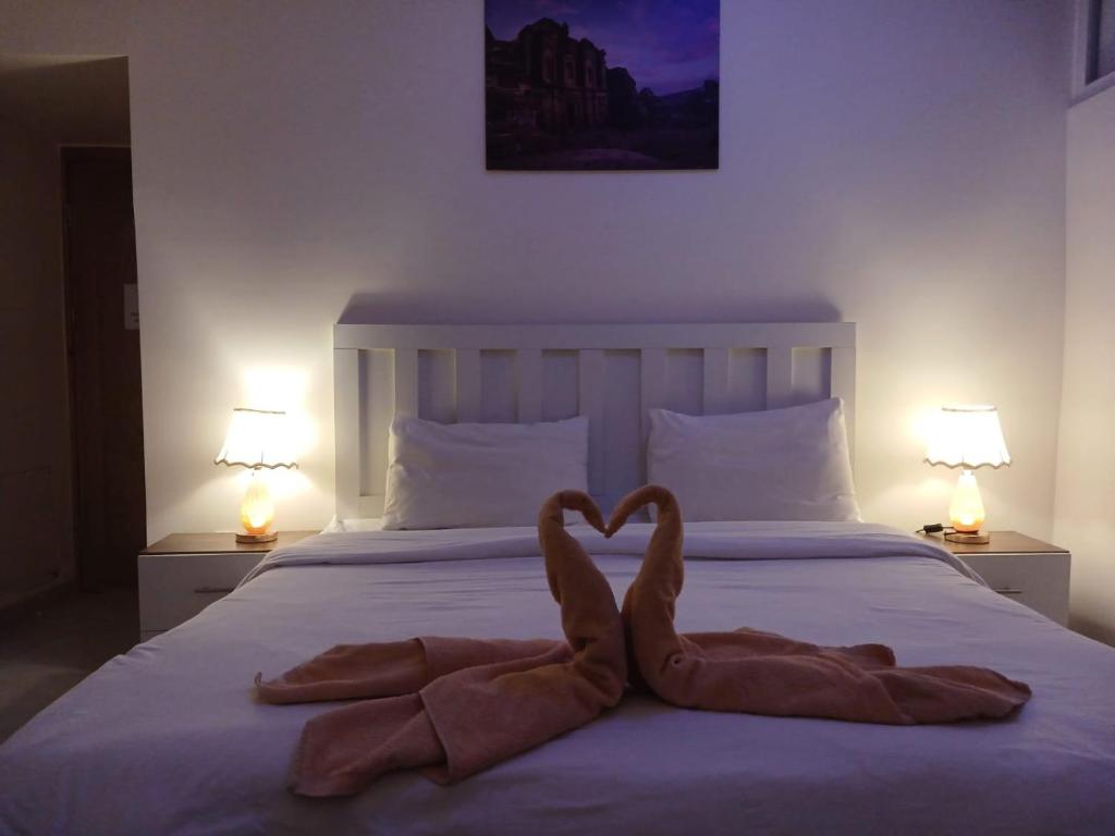 Rose city inn photo 1