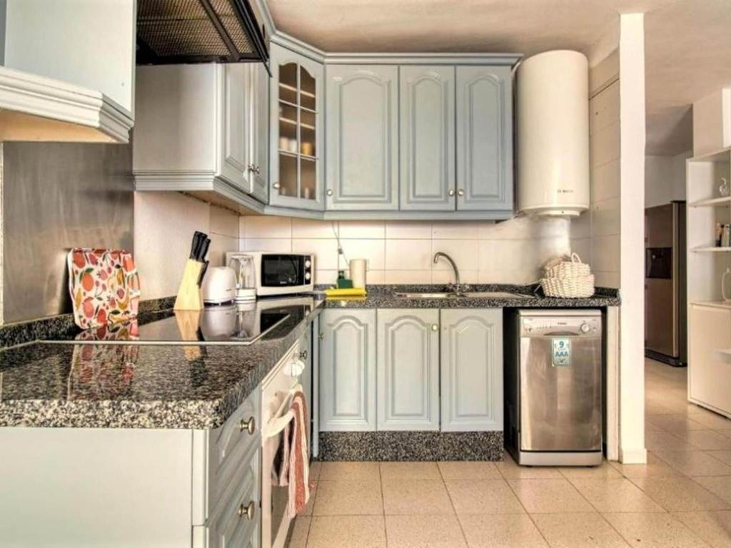 Premium apartment in Adeje with private terrace photo 4