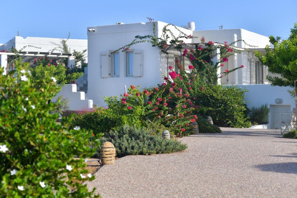 Portes Houses photo 2