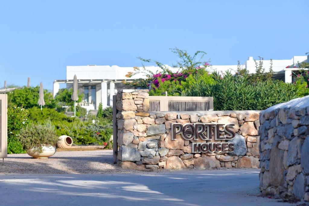 Portes Houses photo 3