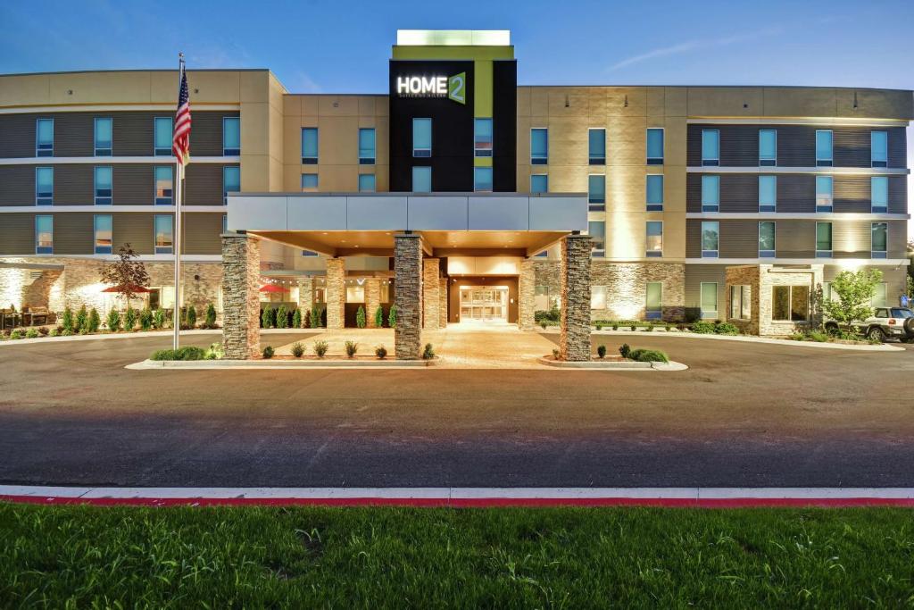 Home2 Suites by Hilton Springfield North photo 1