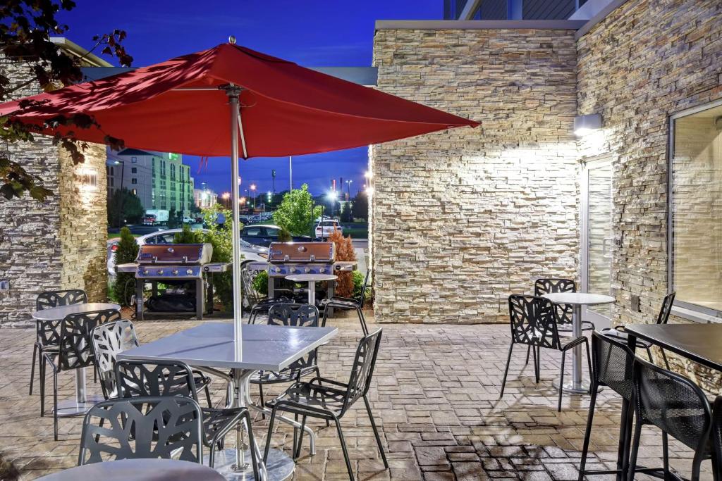 Home2 Suites by Hilton Springfield North photo 3