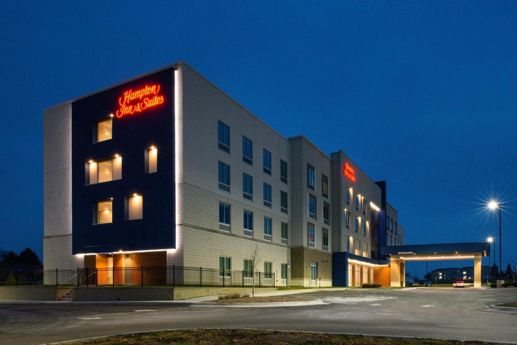 Hampton Inn & Suites Adrian, Mi photo 2