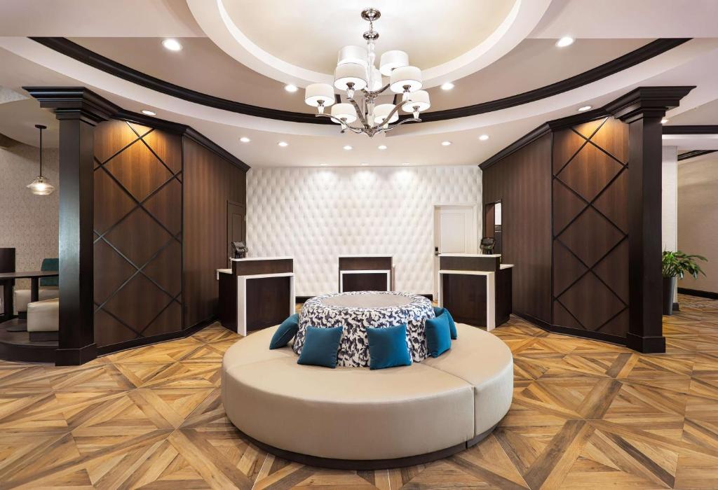 DoubleTree by Hilton Charleston Mount Pleasant photo 3