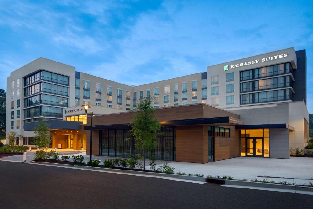 Embassy Suites By Hilton Alpharetta Halcyon image