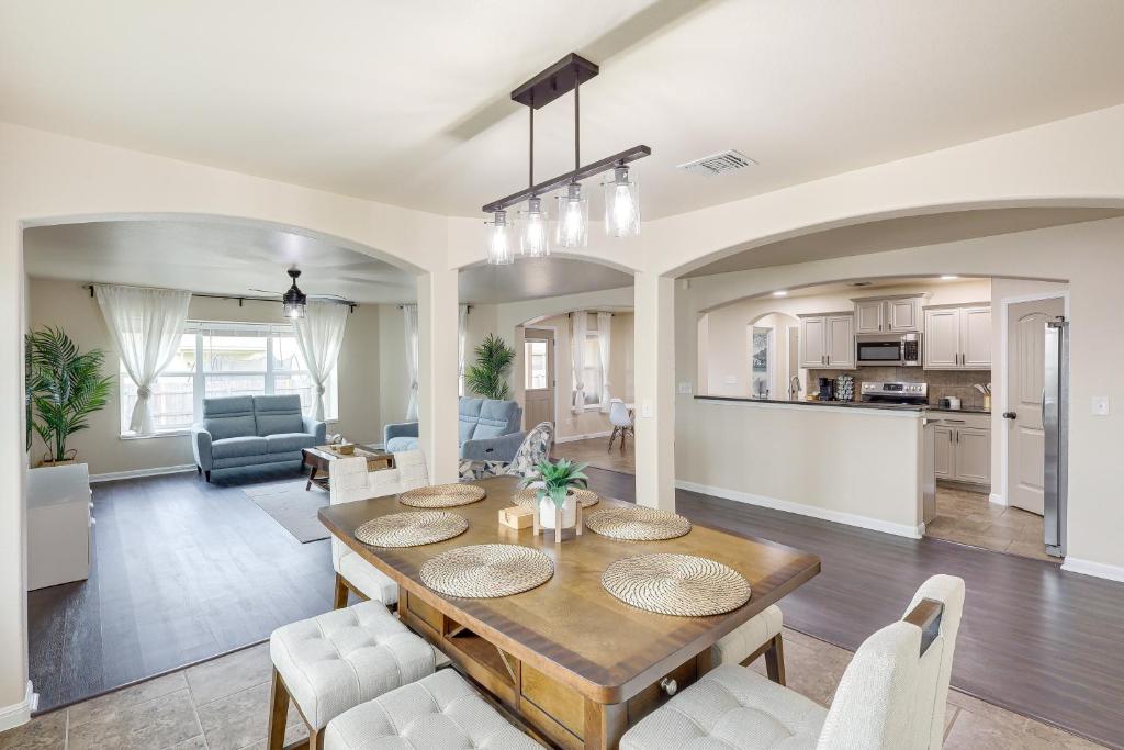 Modern Killeen Vacation Rental with Private Patio! photo 1