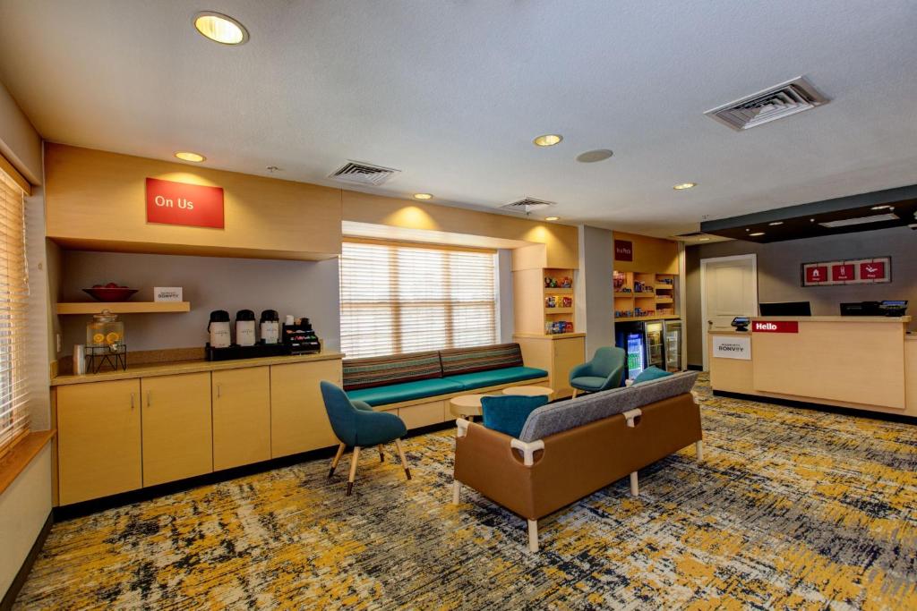 TownePlace Suites Colorado Springs photo 2