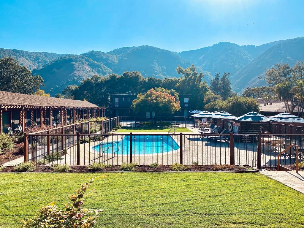 Hidden Valley Inn image
