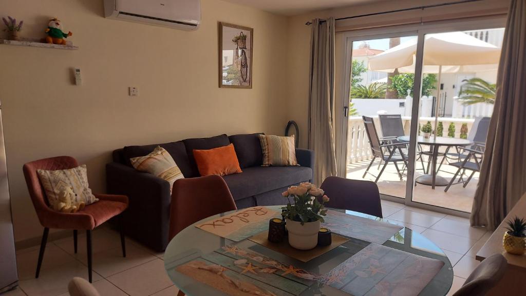 Nissi Golden Sands Holiday Apartment Free WiFi photo 3