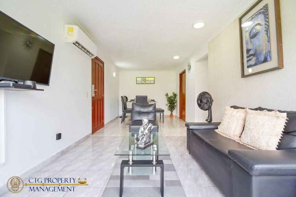 Apartamento con Excelente Ubicación - Camina a Buena Vista photo 3