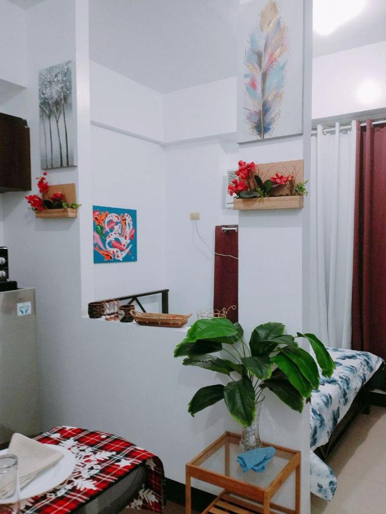 Homey Studio at Stamford Mckinley hill few walk to Venice Piazza photo 3