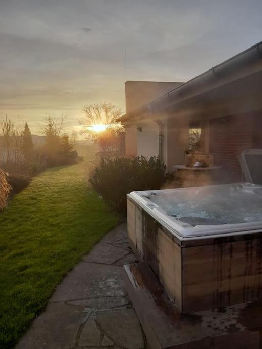 The luxurious charm of a home under the stars photo 3