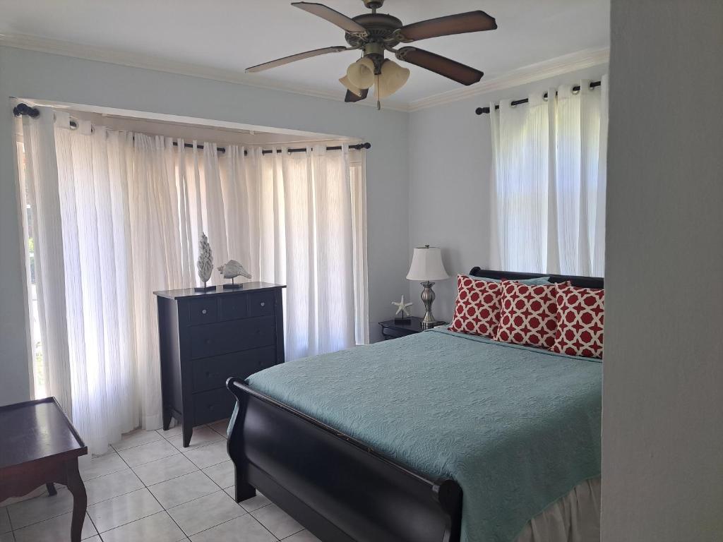 Ivory Tower Ocho Rios photo 3