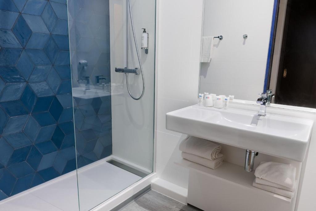 베스트웨스턴 포이티어 센터 르 그랜드 호텔 (Best Western Poitiers Centre Le Grand Hotel) - 회의실/연회장