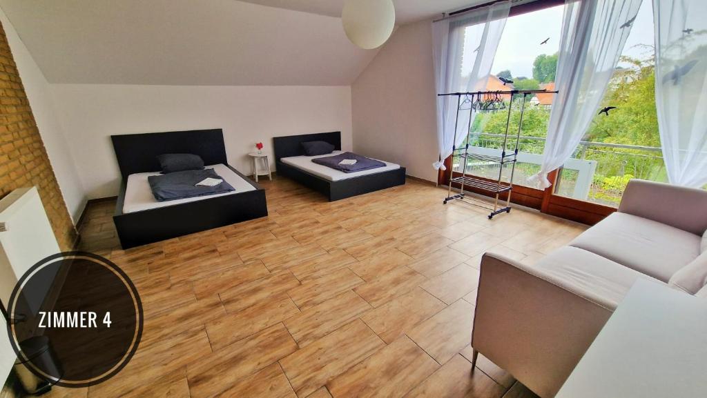 Appartement 4 Personen - Zimmer in Wohnung, zentral, ruhig, modern photo 4