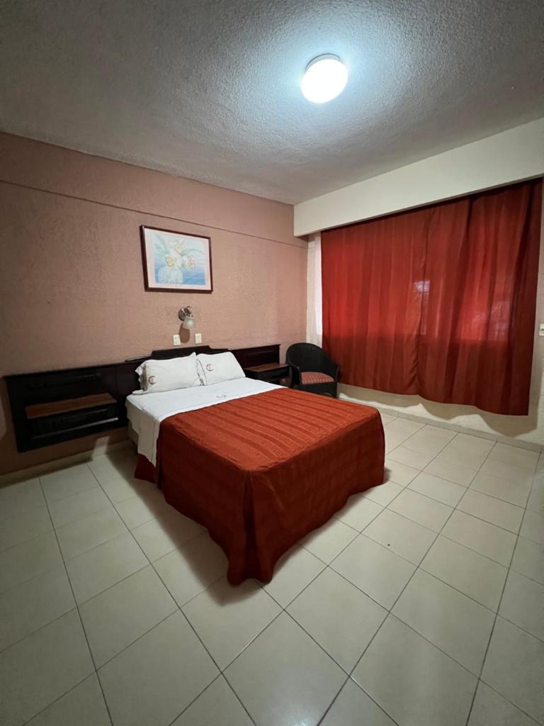 Hotel La Quinta Posada Real - Tap to explore photos