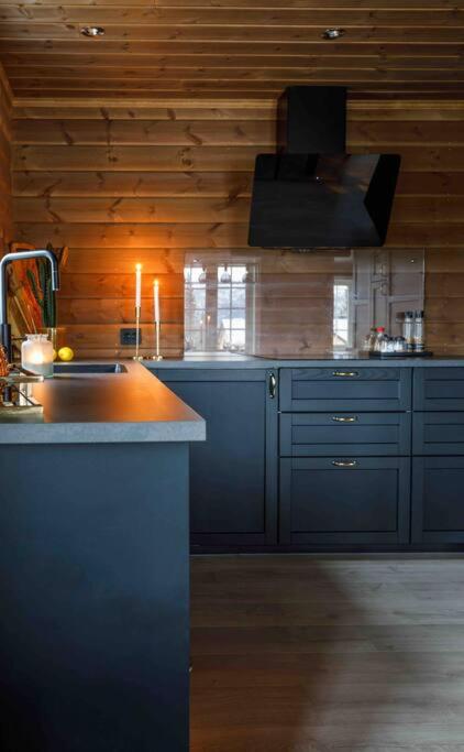 Toppmoderne hytte i Beito photo 2