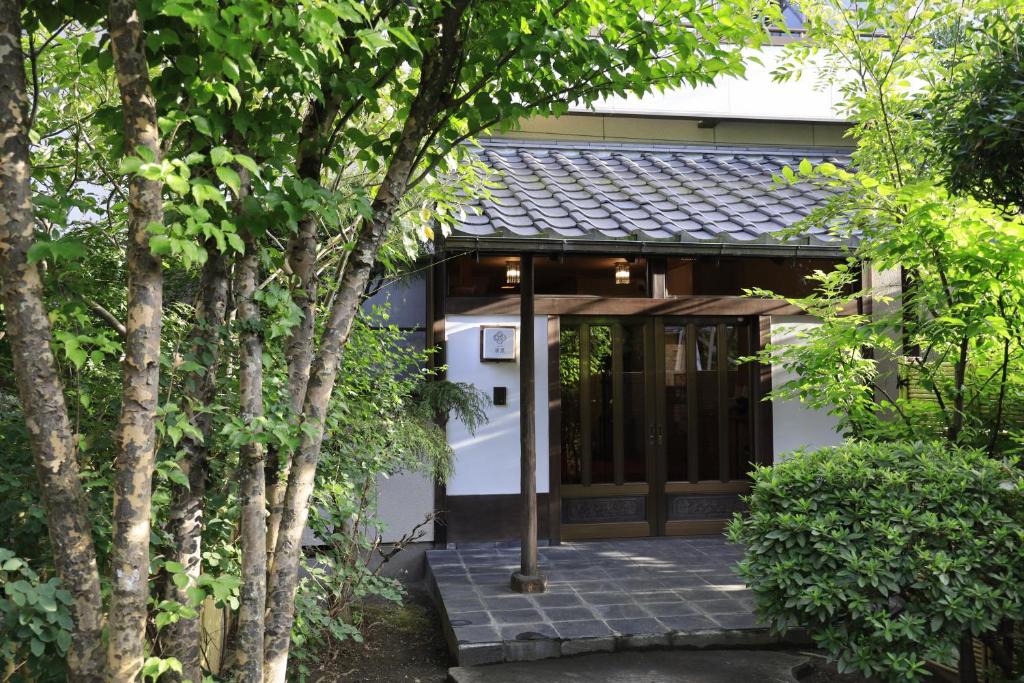 貸切温泉風呂付 ゲストハウス璃洛-りらく- 石和温泉 日本式宿 健康朝食付 photo 1