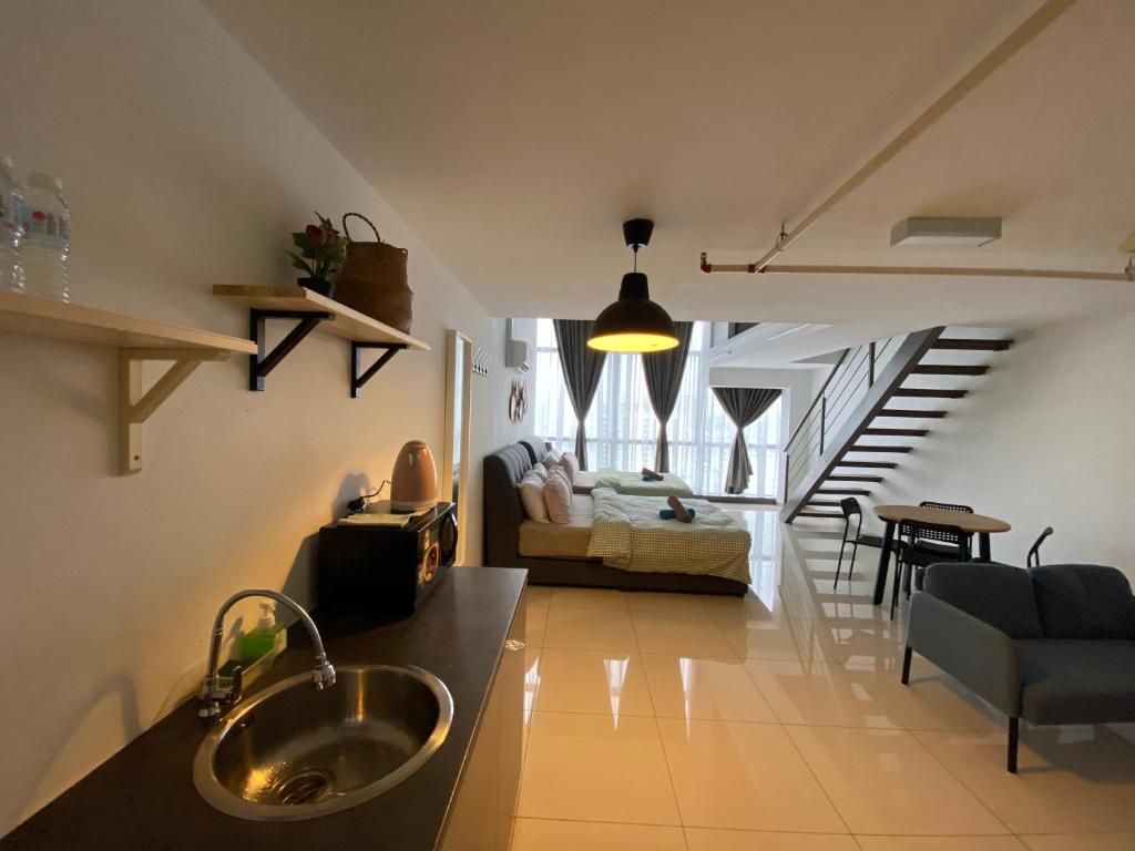 Chrisenbel Suites - Pinnacle PJ photo 1