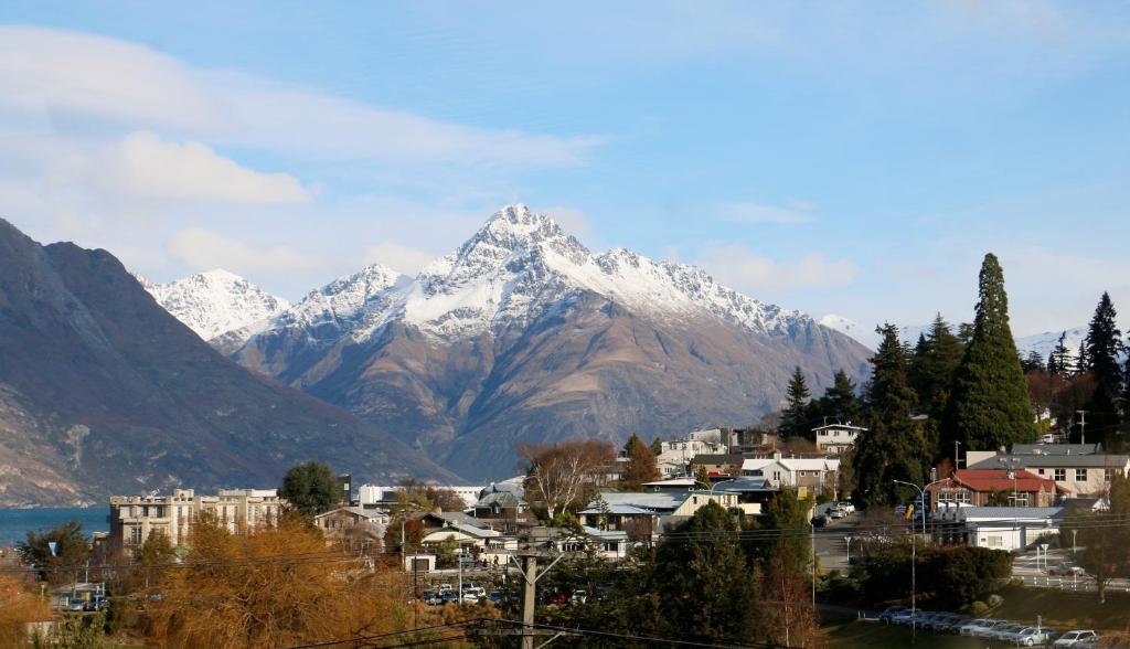 The Whistler Holiday Apartments photo 3