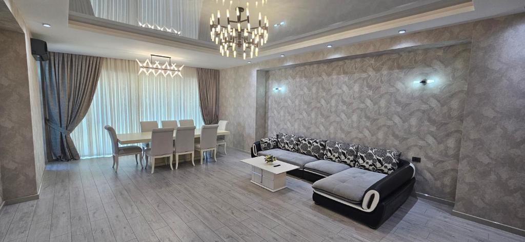 VIP LOFT apartment photo 2