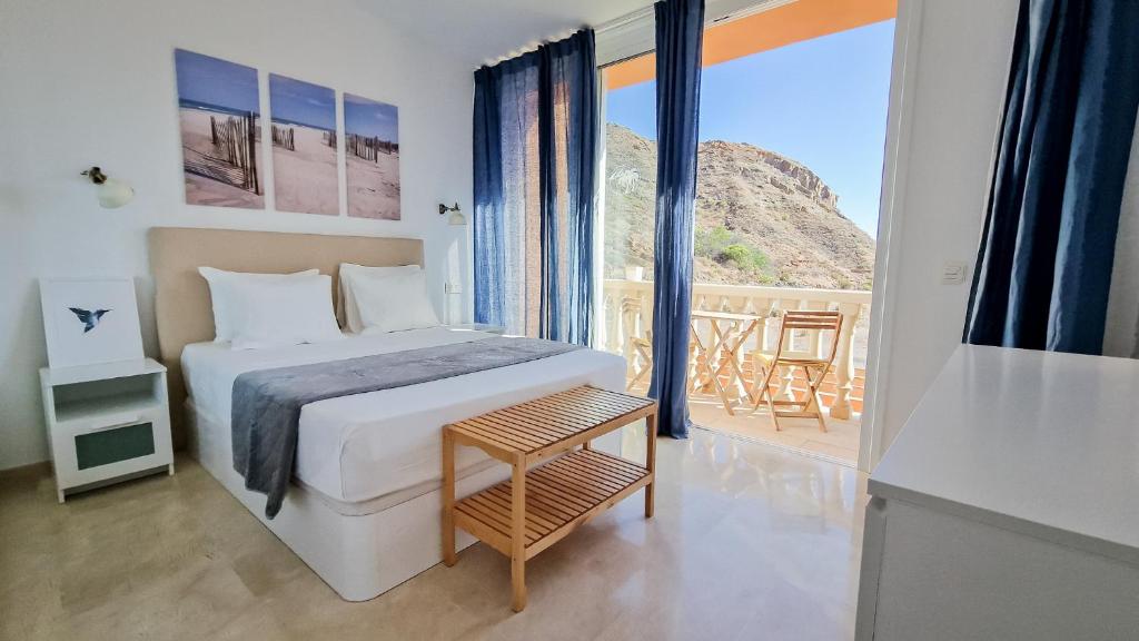 Amazing cozy Villa Hugo Tauro with Jacuzzi, Pool, Wi-Fi photo 1