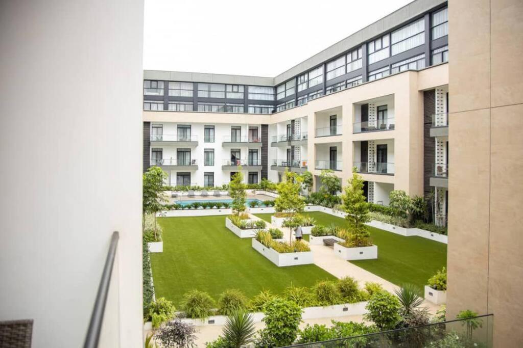 Cantonments 2 Bedroom at Embassy Gardens photo 1