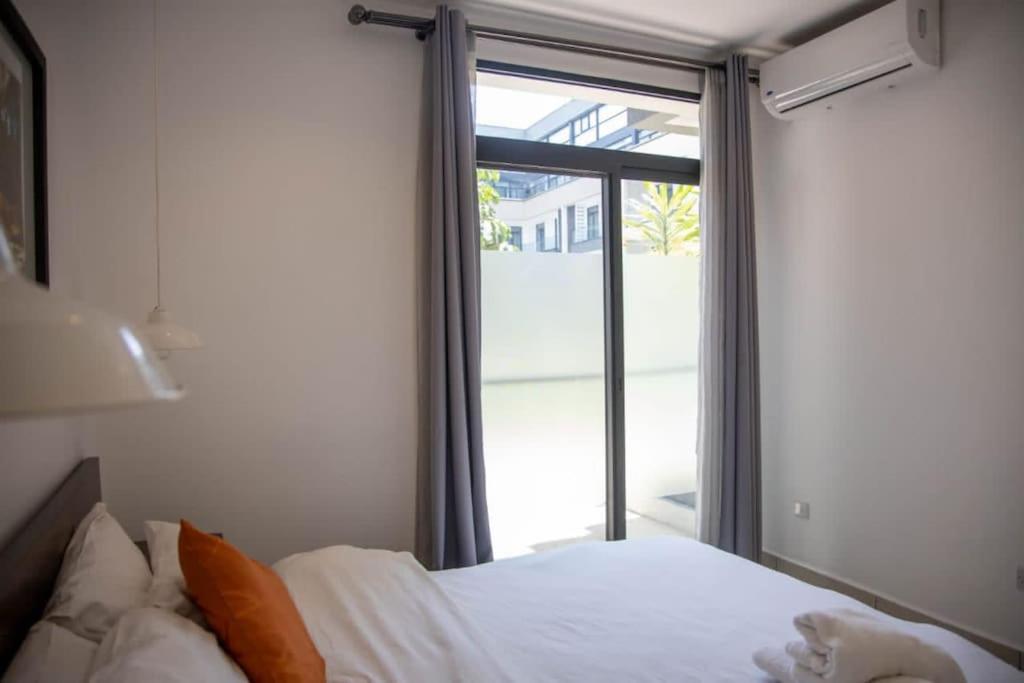 Cantonments Beautiful 2 Bedroom Apartment photo 2