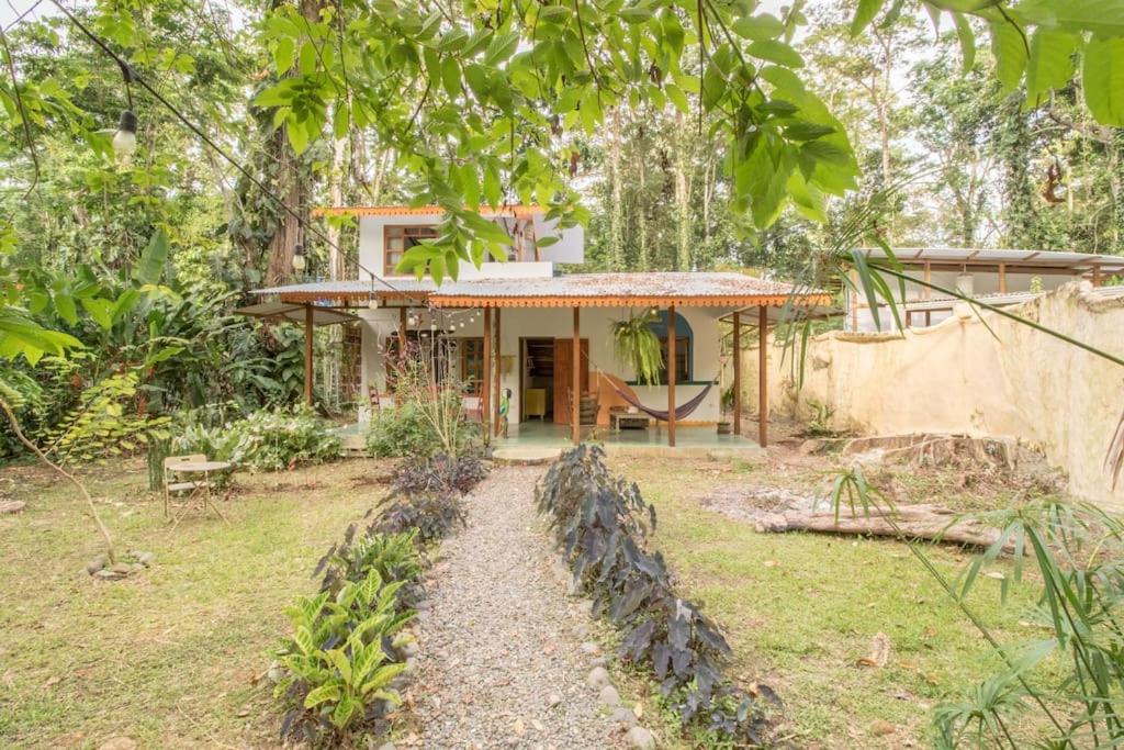 Casa Mazam photo 2