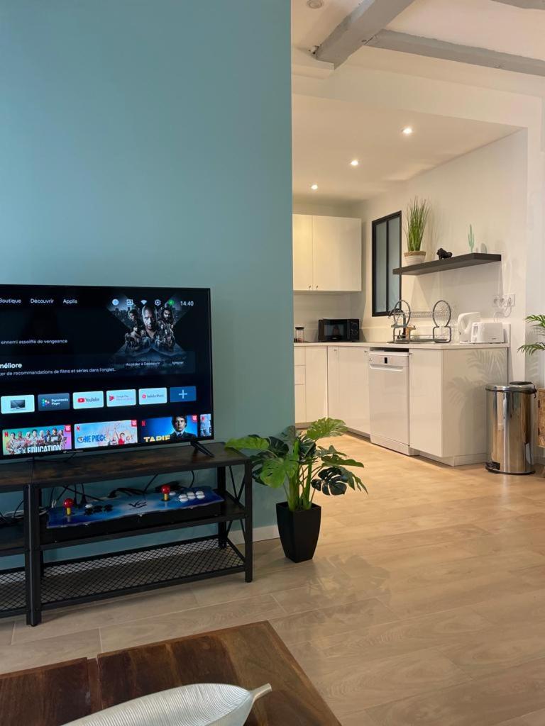 Casa Luna, Votre Maison Familiale avec son jardin privé en Plein Cœur de Ville photo 2