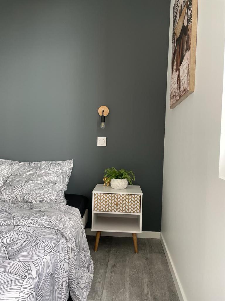 Casa Luna, Votre Maison Familiale avec son jardin privé en Plein Cœur de Ville photo 4