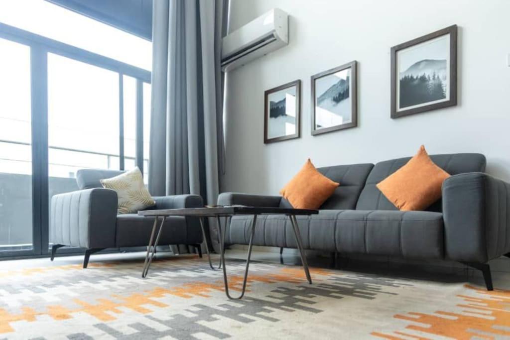 Exec 2 Bed Loft@Embassy Gardens