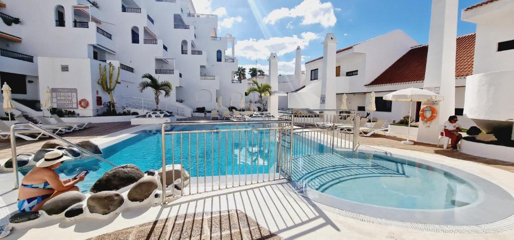 Garajonay 3 bedrooms apartment, ocean & pool view photo 4