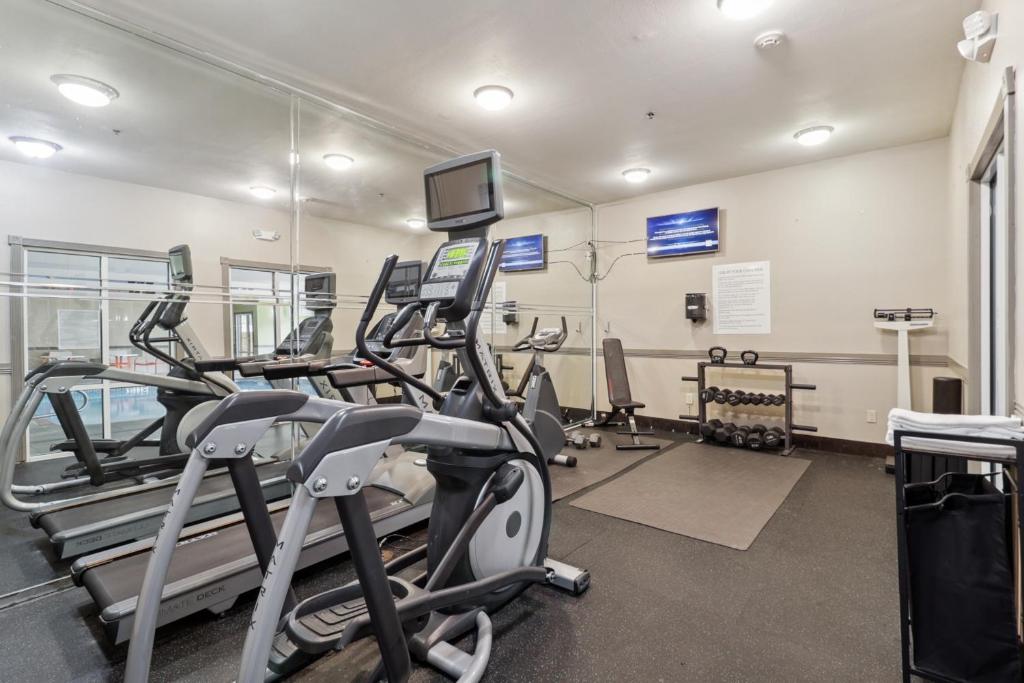 Holiday Inn Hotel & Suites Slidell, an IHG Hotel photo 1