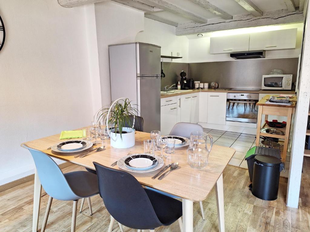 La Porte de la Dombes - centre ville - 70m2 - classé 3 étoiles photo 2