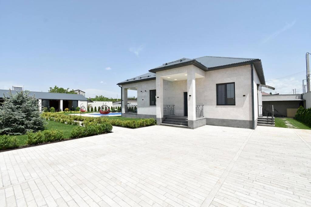 The PooL House Armenia